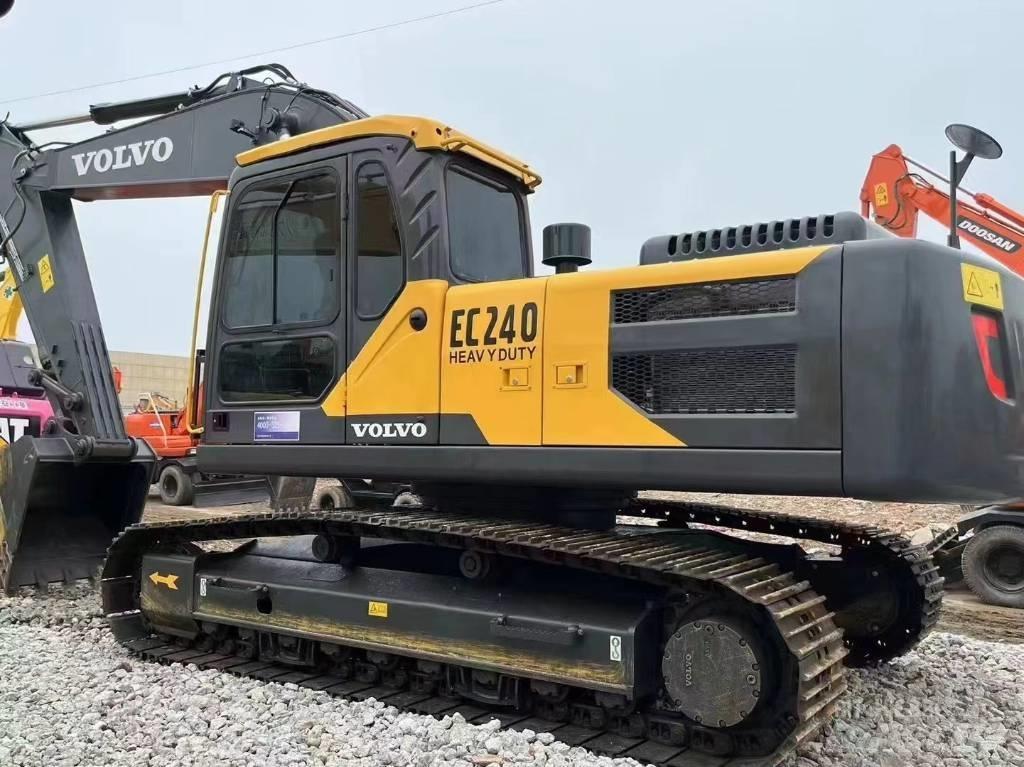 Volvo EC 240 Escavadoras de rastos