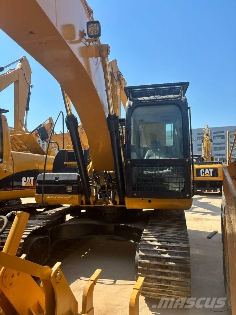 CAT 320D Escavadoras de rastos
