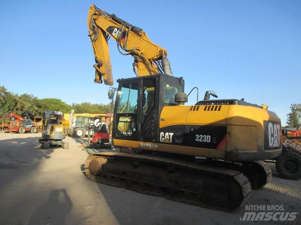 CAT 323 D L Escavadoras de rastos