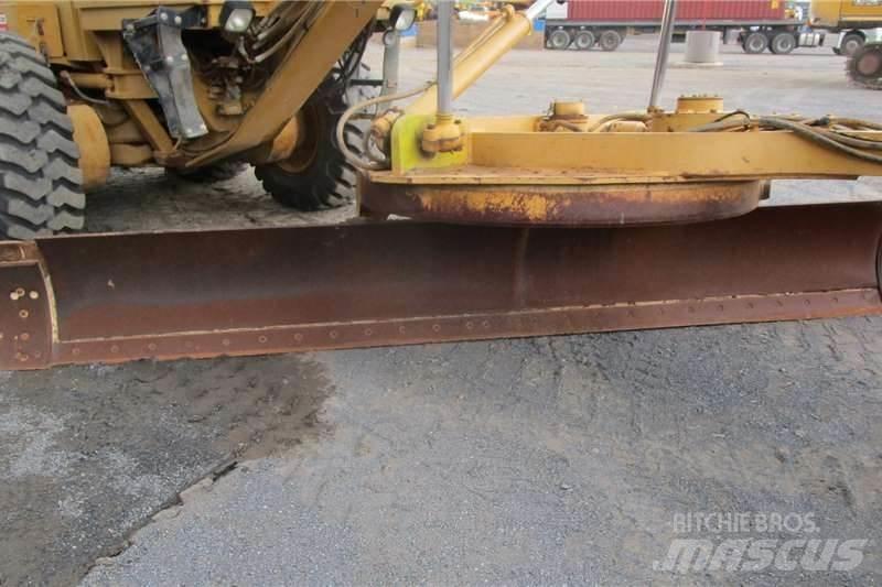 CAT 140H Motoniveladoras