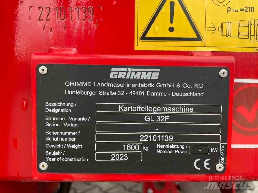 Grimme GL 32 F Semeadores de batatas