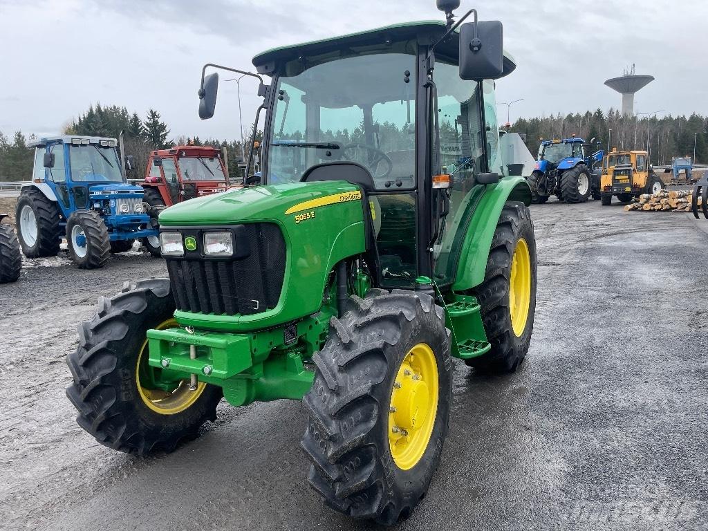 John Deere 5055 E Tratores Agrícolas usados
