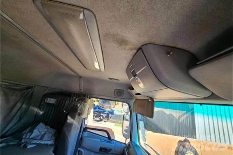 UD TRUCKS QUON Outros Camiões