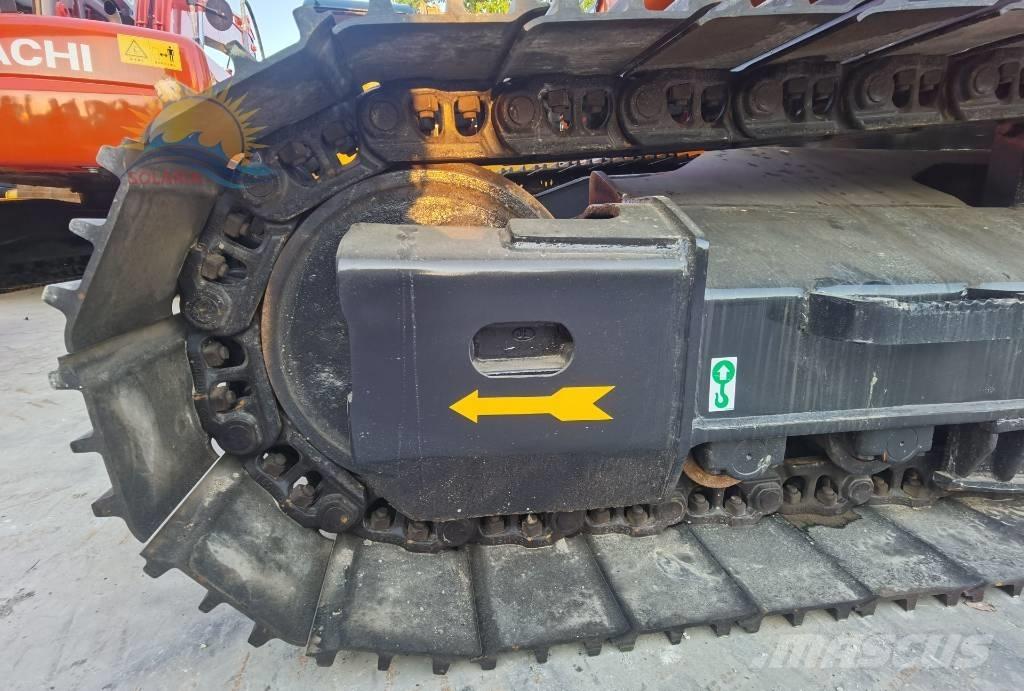 Doosan DX 225 LC Escavadoras de rastos