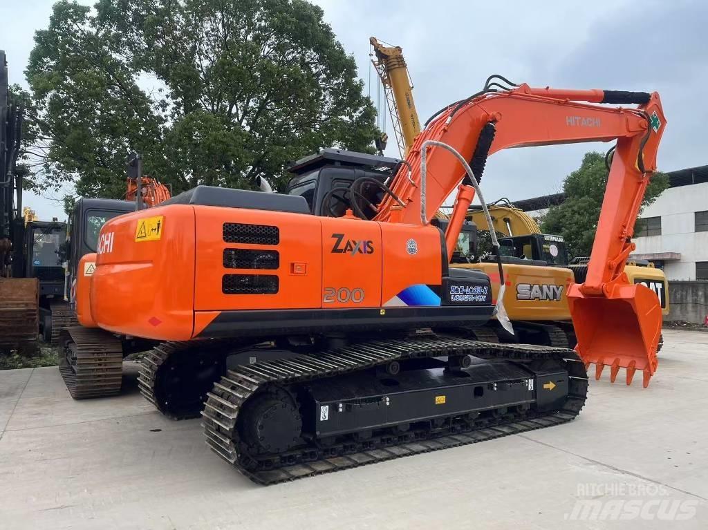 Hitachi ZX 200 Escavadoras de rastos