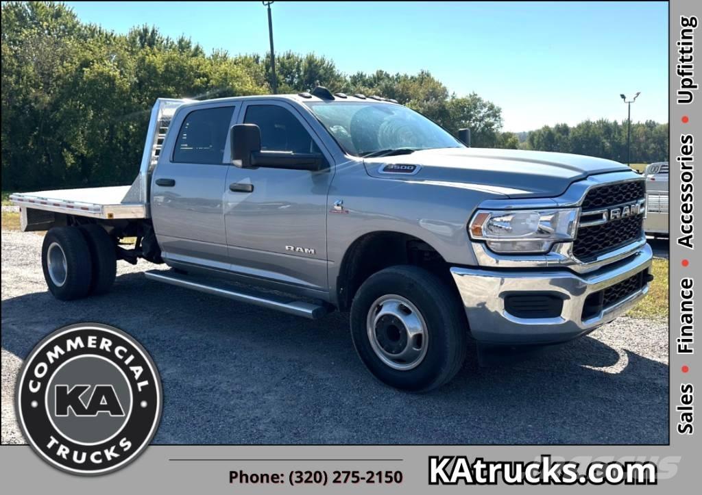 RAM 3500 TRADESMAN Camiões estrado/caixa aberta