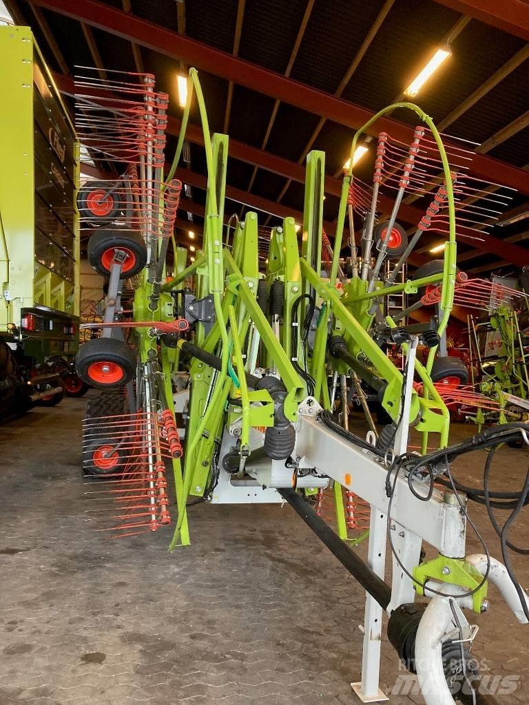 CLAAS LINER 4000 HHA Ancinho virador