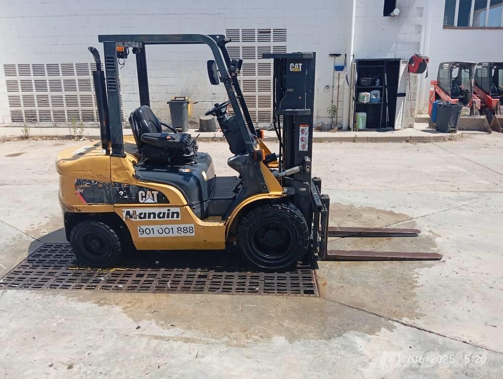 CAT DP 30 NT Empilhadores Diesel