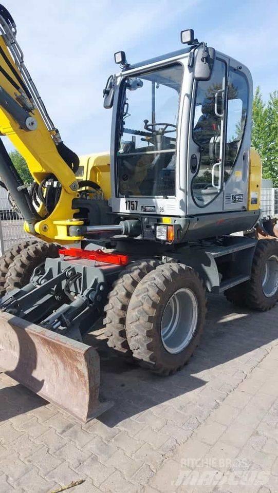 Wacker Neuson EW 100 Escavadoras de rodas