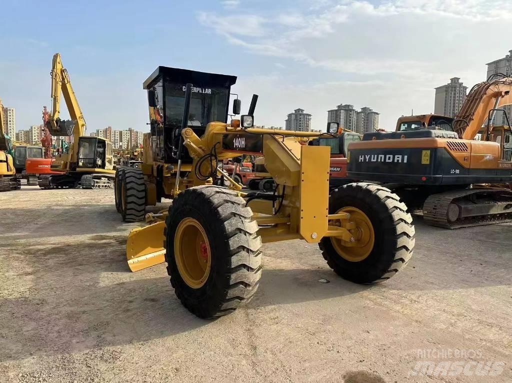 CAT 140 H Motoniveladoras