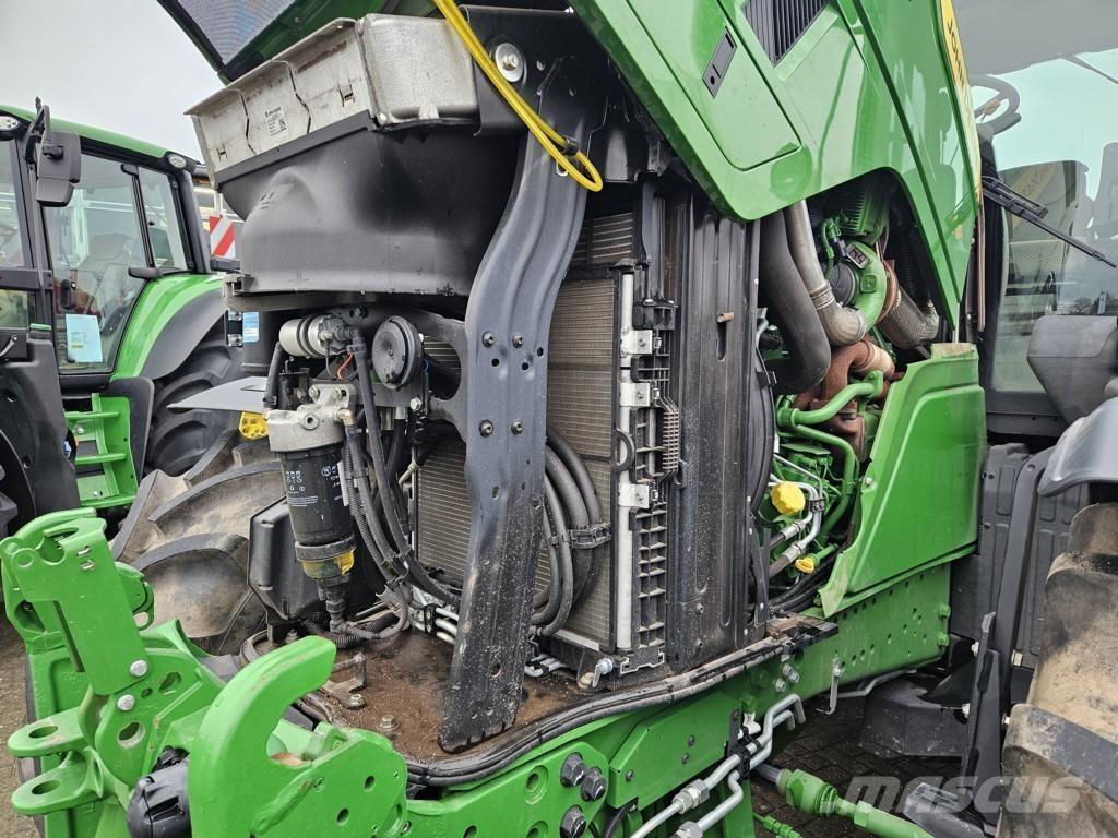 John Deere 6R215 Tratores Agrícolas usados