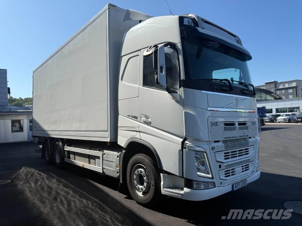 Volvo FH 540 6x2 Camiões de caixa fechada
