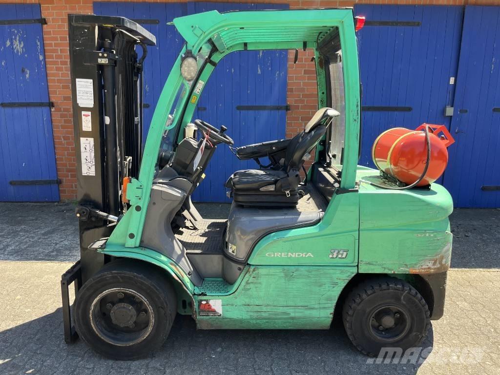 Mitsubishi FG 35 N Empilhadores a gás