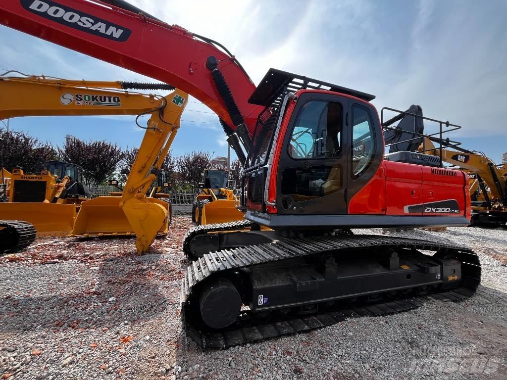 Doosan DX 300 LC-9C Escavadoras de rastos