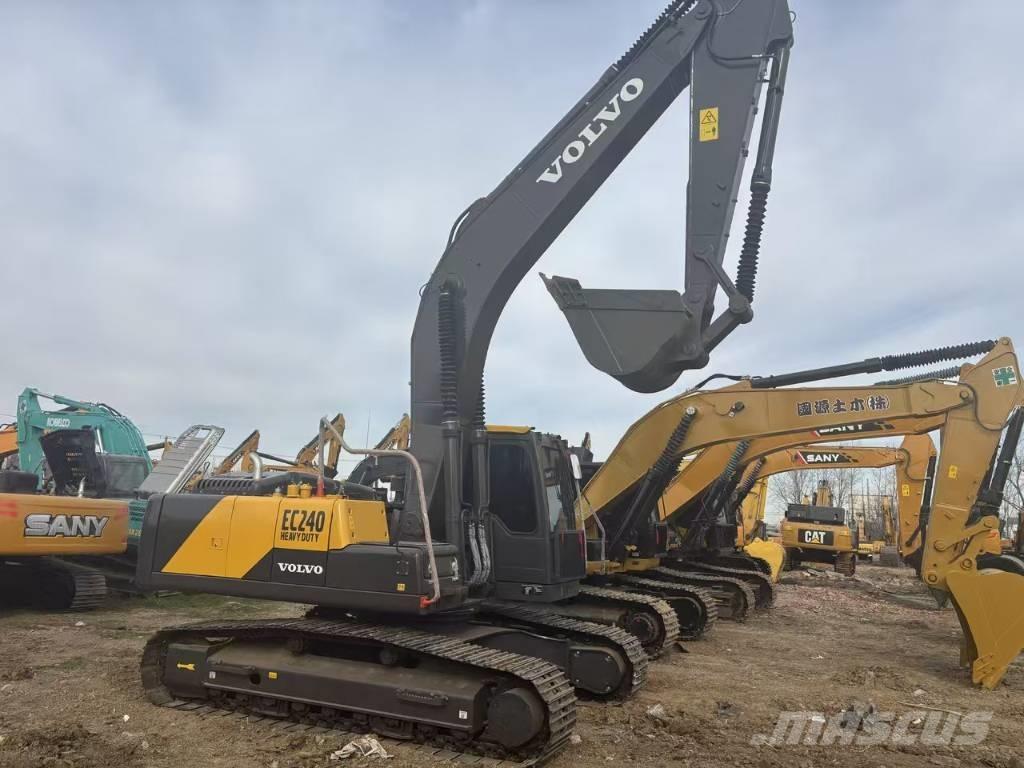 Volvo EC 240 Escavadoras de rastos