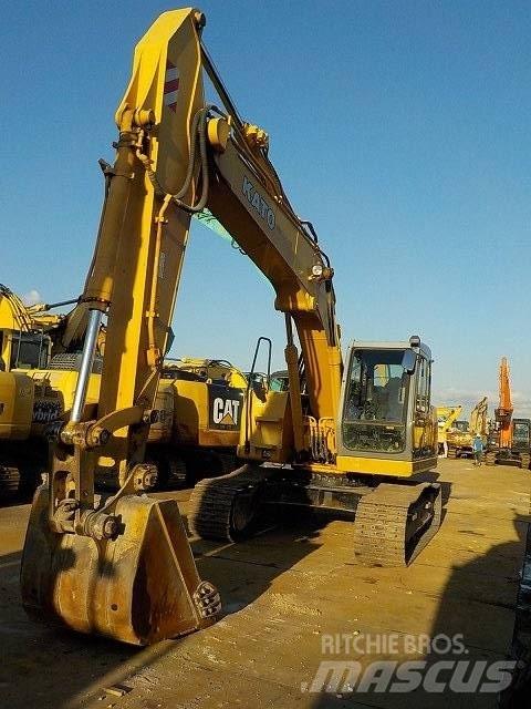  加藤製作所 HD823MR-6 Escavadoras de rastos