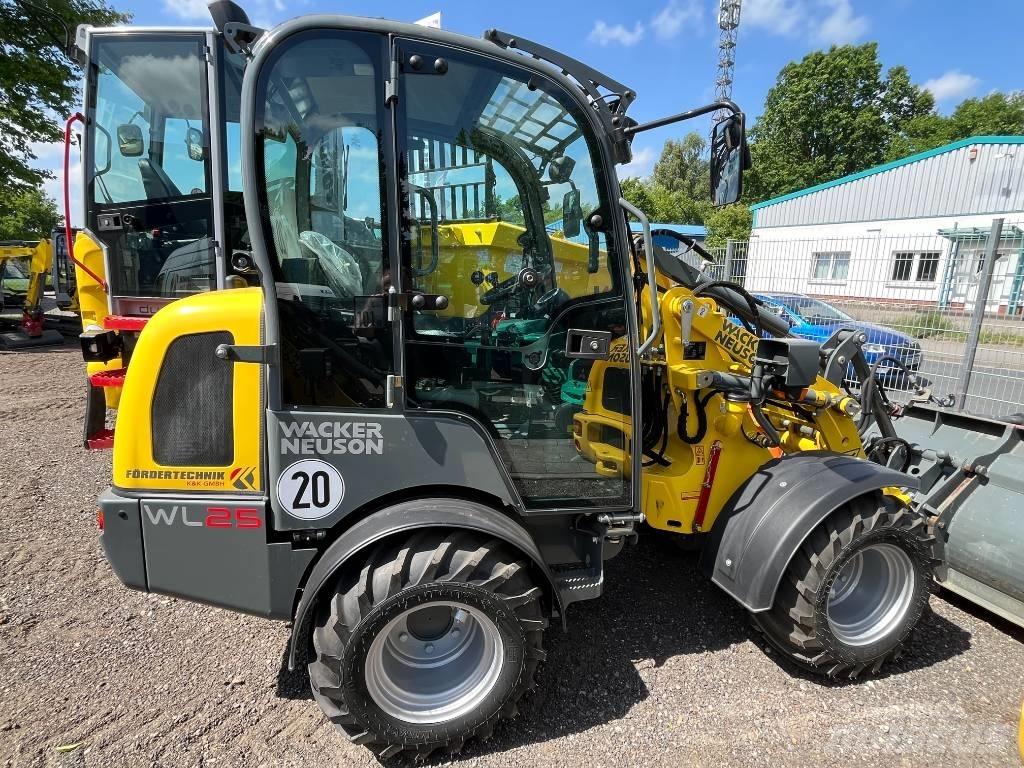 Wacker Neuson WL 25 Pás carregadoras de rodas