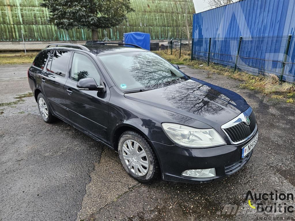 Skoda Octavia Carros Ligeiros