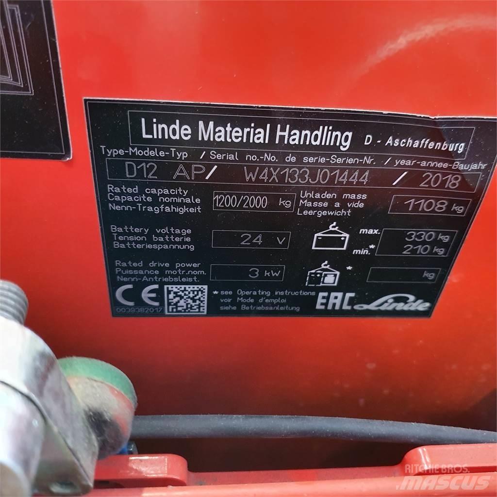 Linde D12AP Empilhador para operador externo