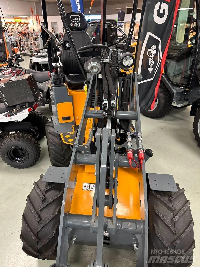 GiANT 1200 Carregadoras de direcção deslizante