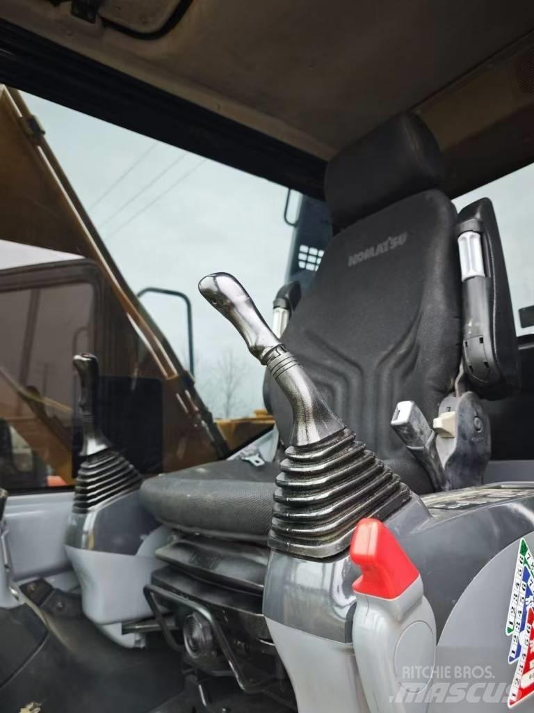 Komatsu 130LC-7 Escavadoras de rastos