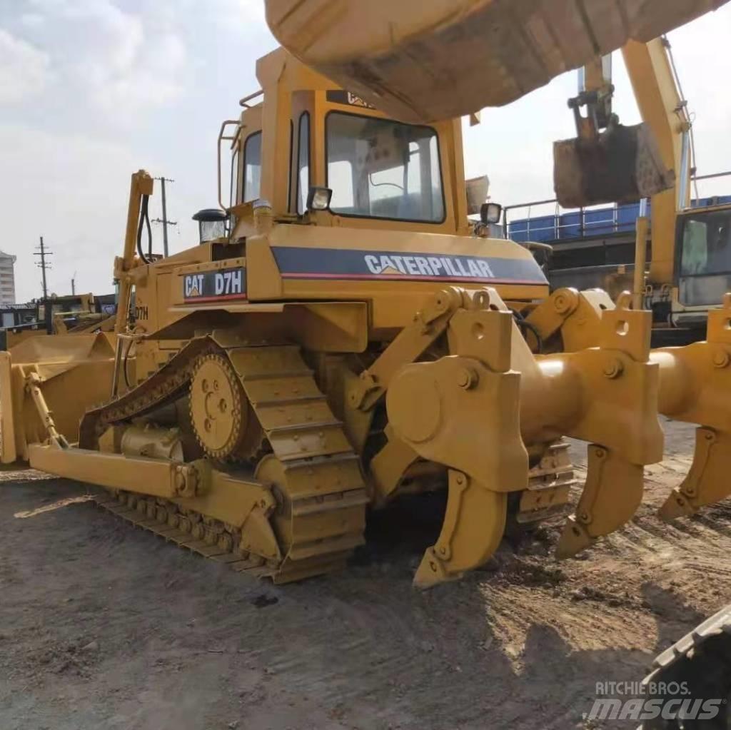 CAT D7H Dozers - Tratores rastos
