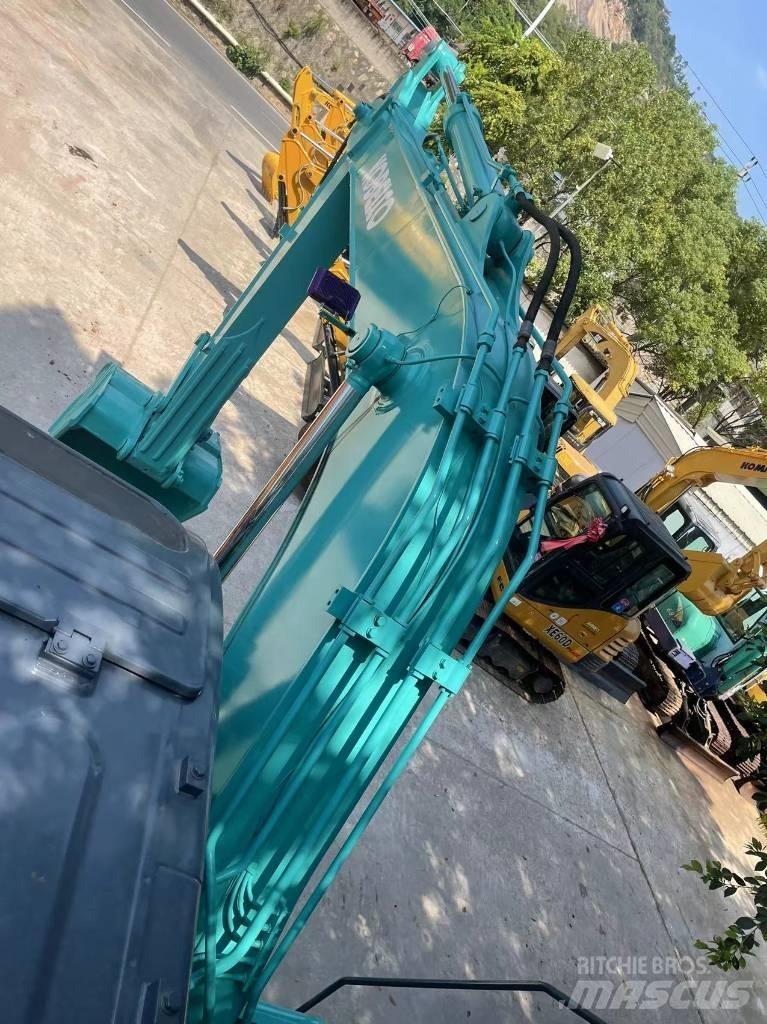 Kobelco SK130-8 Escavadoras Midi 7t - 12t