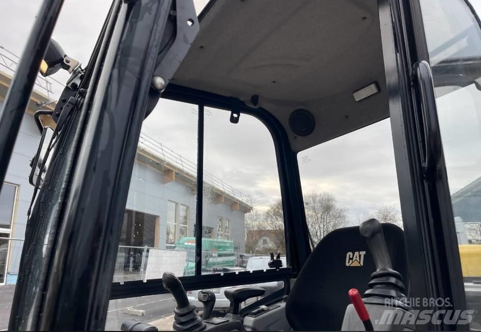 CAT 301.7 D Mini Escavadoras <7t