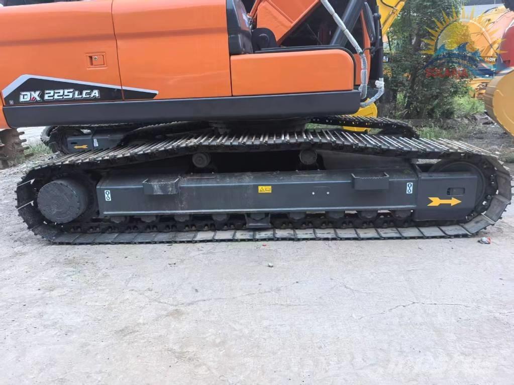 Doosan DX 225 LC-9C Escavadoras de rastos
