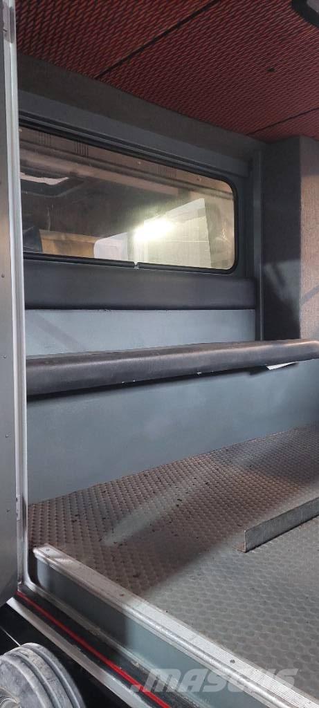 Prinoth Husky Alisador de neve