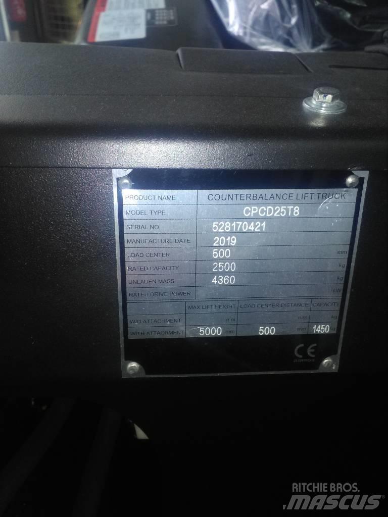  MB CPCD25T8-S4S Empilhadores Diesel
