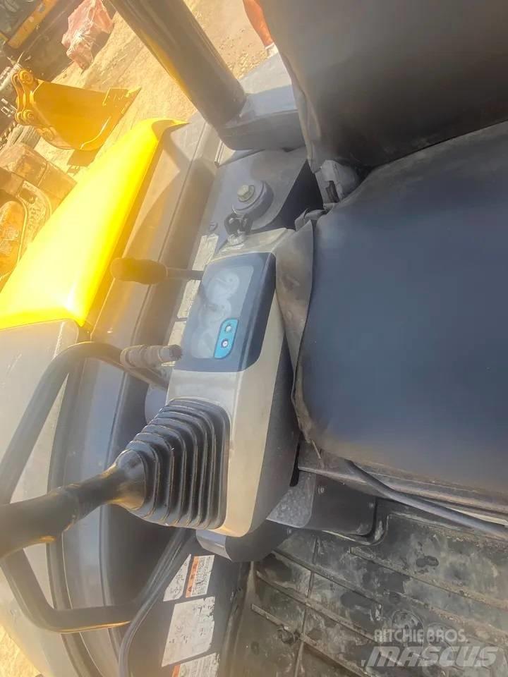 Komatsu PC 40 MR-2 Mini Escavadoras <7t