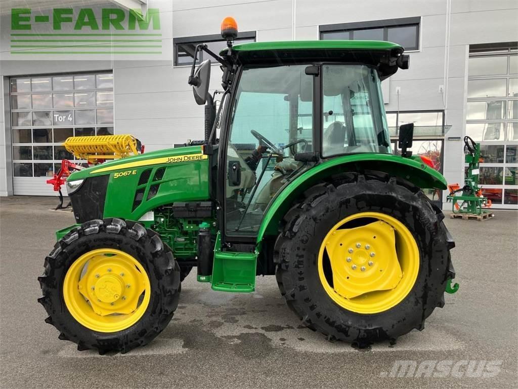 John Deere 5067E Tratores Agrícolas usados