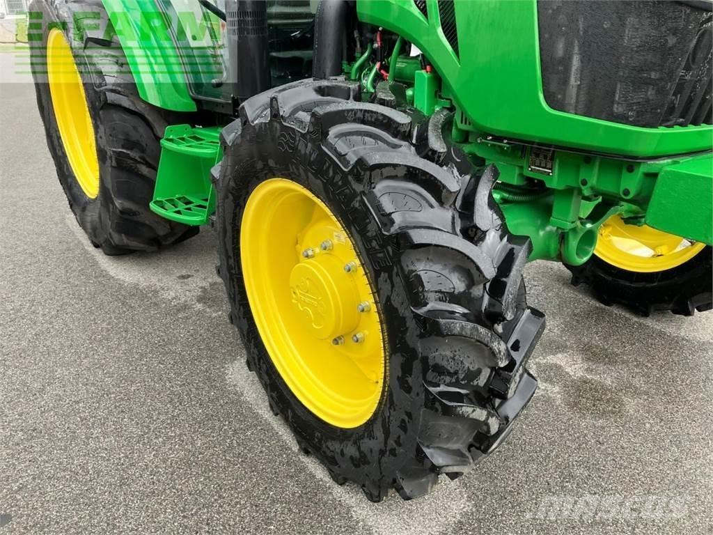 John Deere 5067E Tratores Agrícolas usados