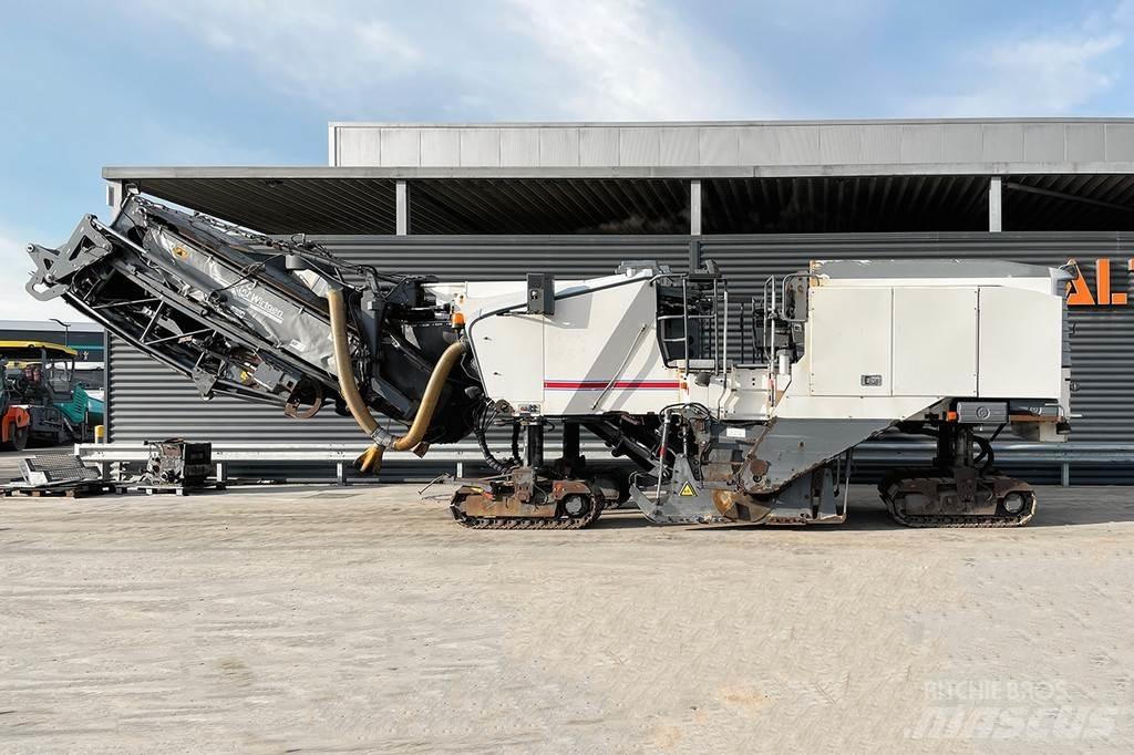 Wirtgen W 210 Fresadoras de asfalto