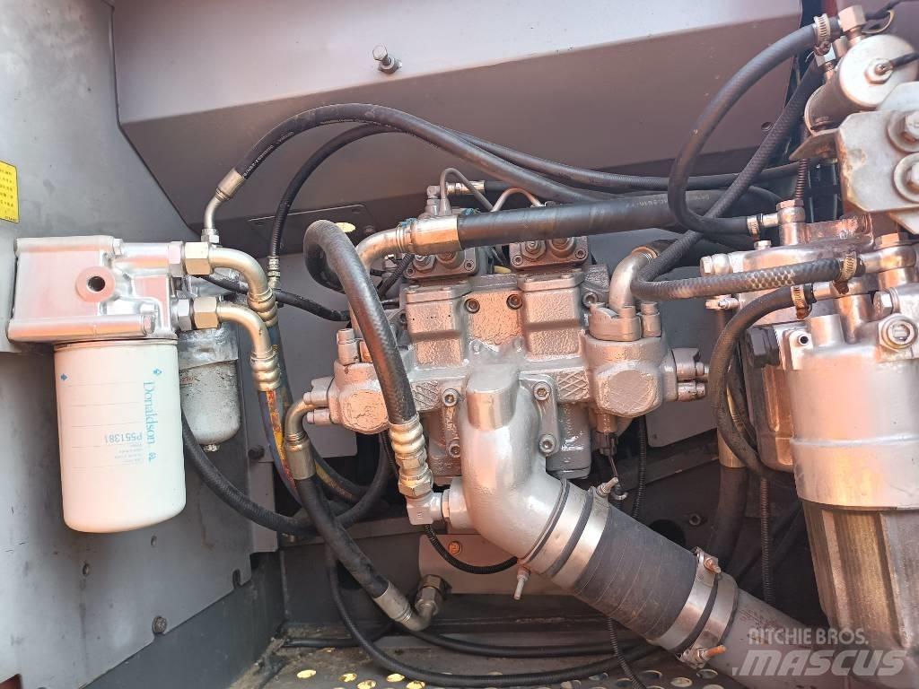 Hitachi ZX 200 Escavadoras Midi 7t - 12t