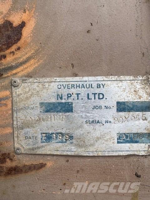 CAT D 6 D Dozers - Tratores rastos