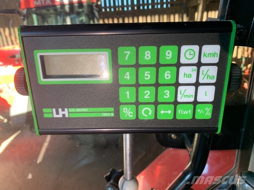 Hardi TZY 2400 Pulverizadores rebocados