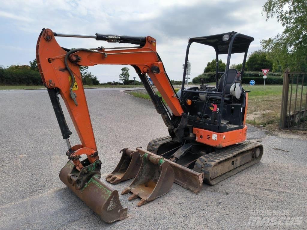 Hitachi ZX 26 U-5 A Mini Escavadoras <7t