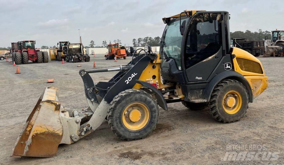 John Deere 204L Pás carregadoras de rodas