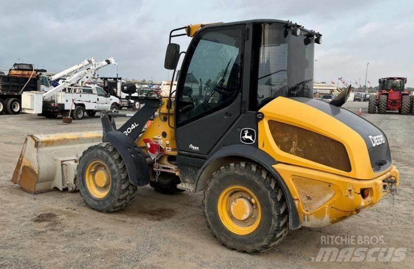 John Deere 204L Pás carregadoras de rodas