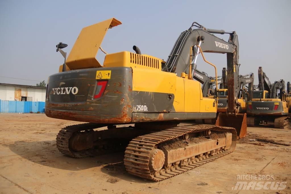 Volvo EC250 Escavadoras de rastos