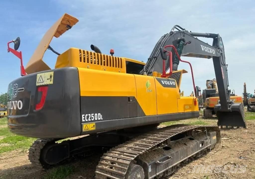 Volvo EC 250 D L Escavadoras de rastos