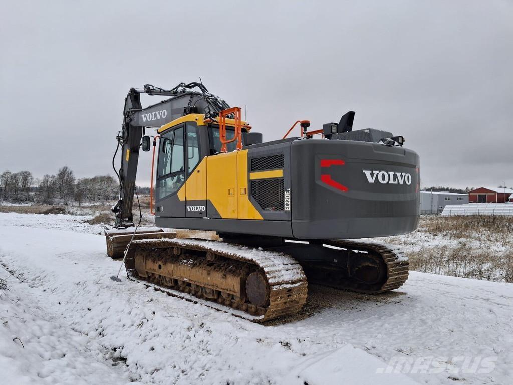 Volvo EC220E Escavadoras de rastos