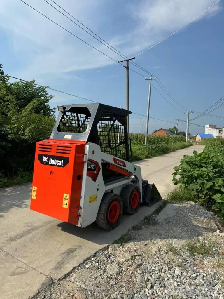 Bobcat S70 Carregadoras de direcção deslizante