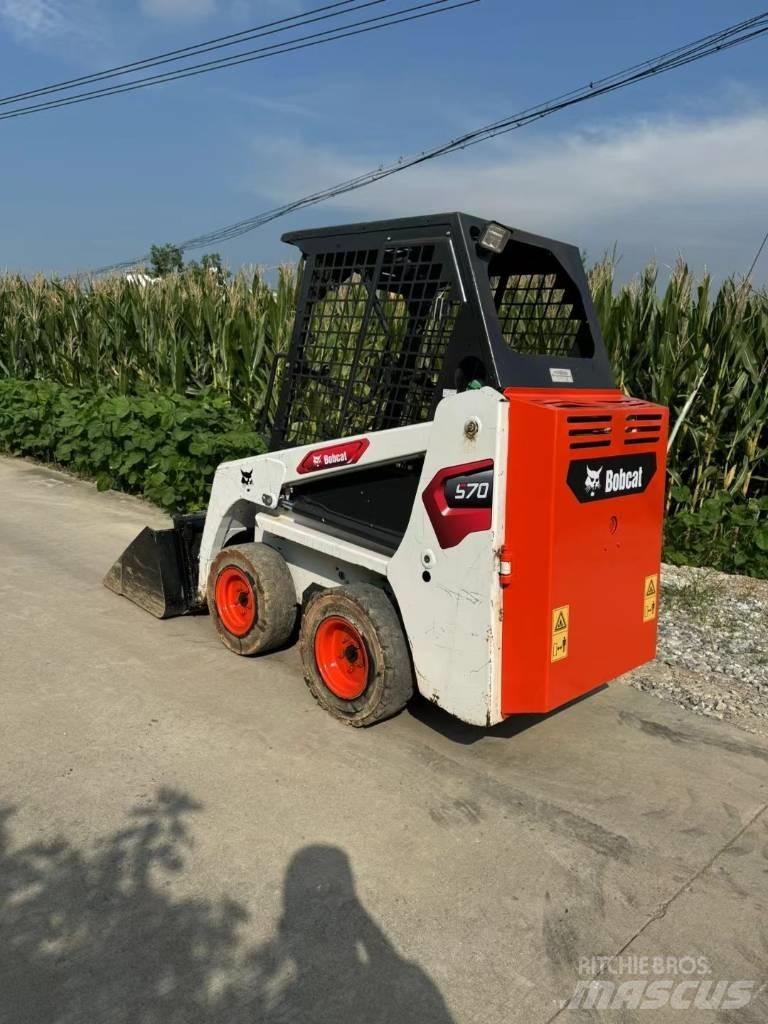 Bobcat S70 Carregadoras de direcção deslizante