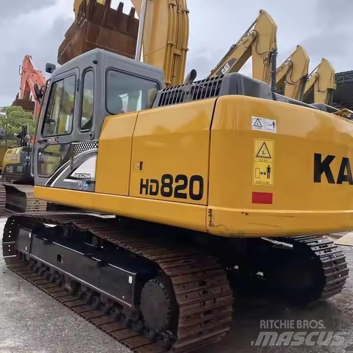 Kato HD820 Escavadoras de rastos