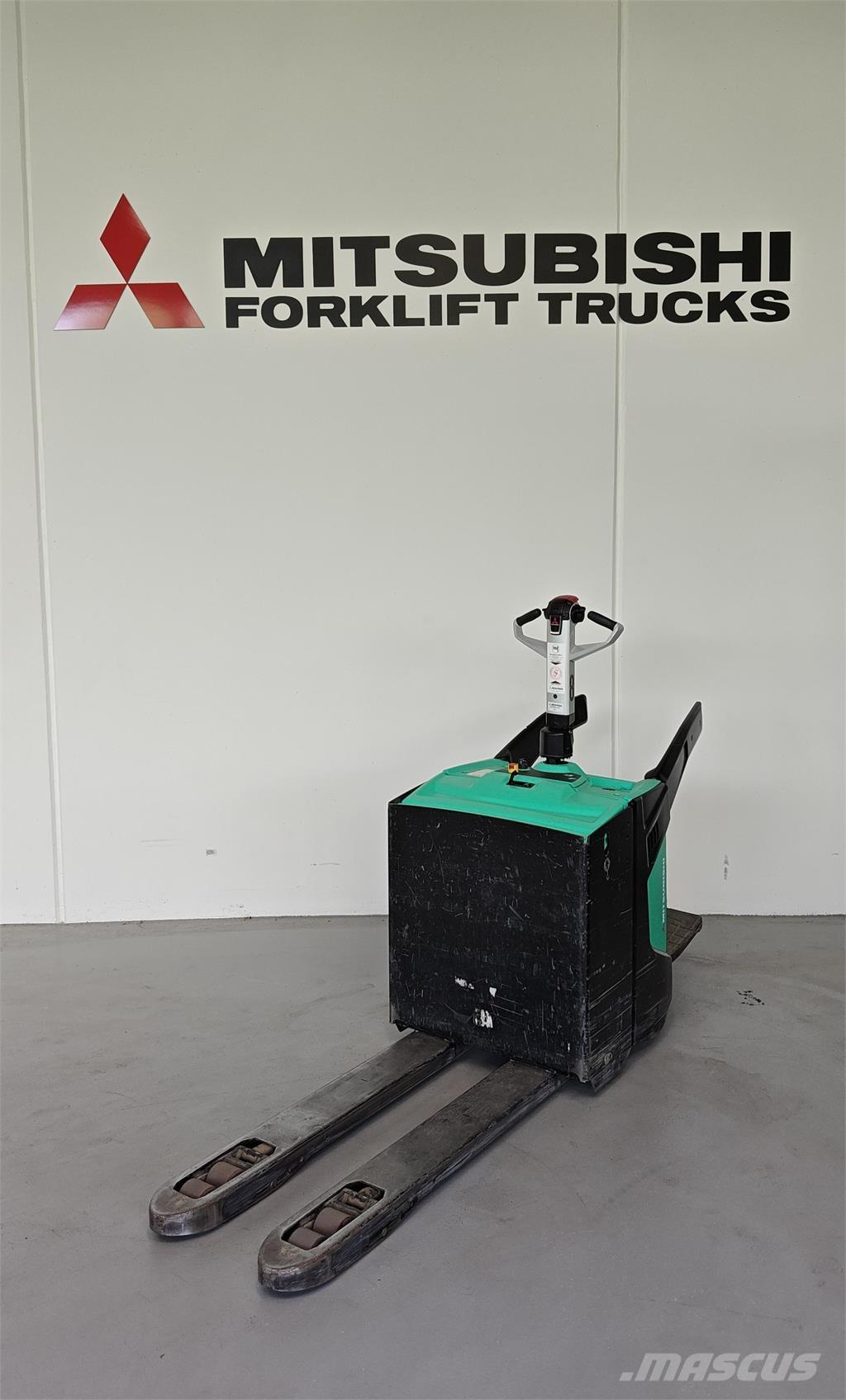 Mitsubishi PBV20N2 Camiões de caixa aberta