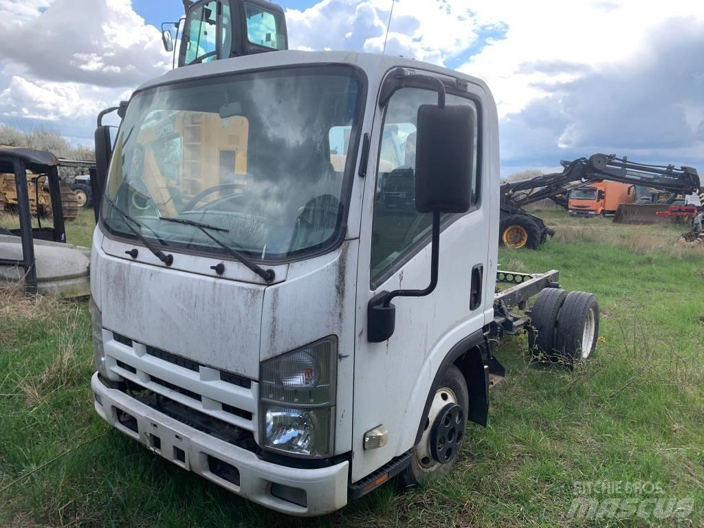 Isuzu FOR PARTS Carrinhas de caixa fechada