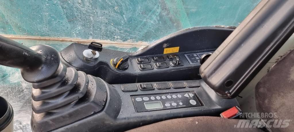 Kobelco SK 235 SR-2 Escavadoras de rastos